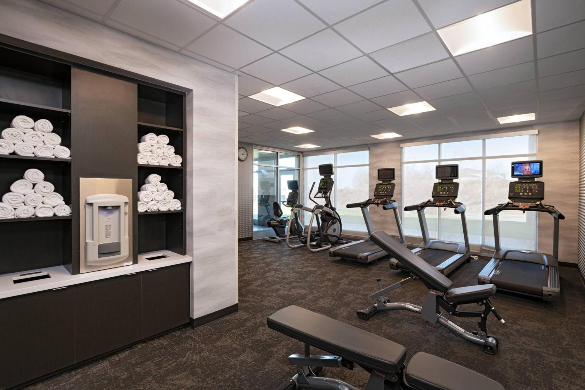 Fairfield Inn & Suites By Marriott Oskaloosa Экстерьер фото